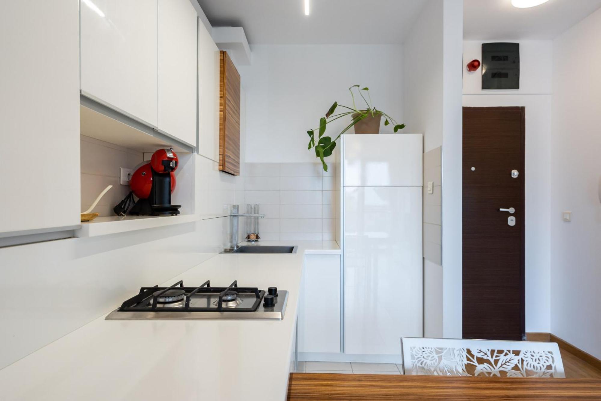 Lazynest - Modern Apartment With Parking & Balcony Bukarest Kültér fotó